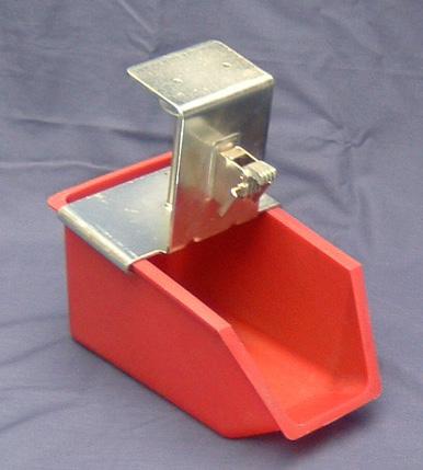 red-plastic-tray-with-metal-feature